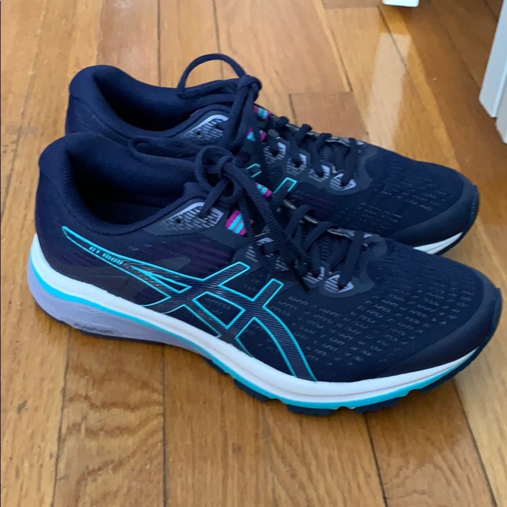 ASICS size 10 sneakers